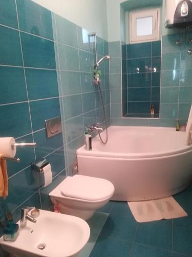 Apartments With Wifi Rijeka - 15753