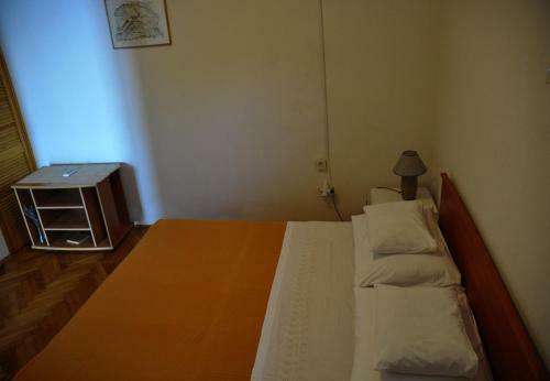 Apartment Frane