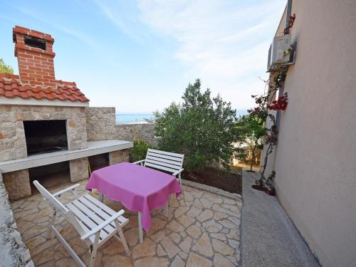 Holiday Home Rogac