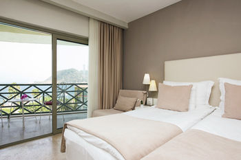 Hotel Marti La Perla