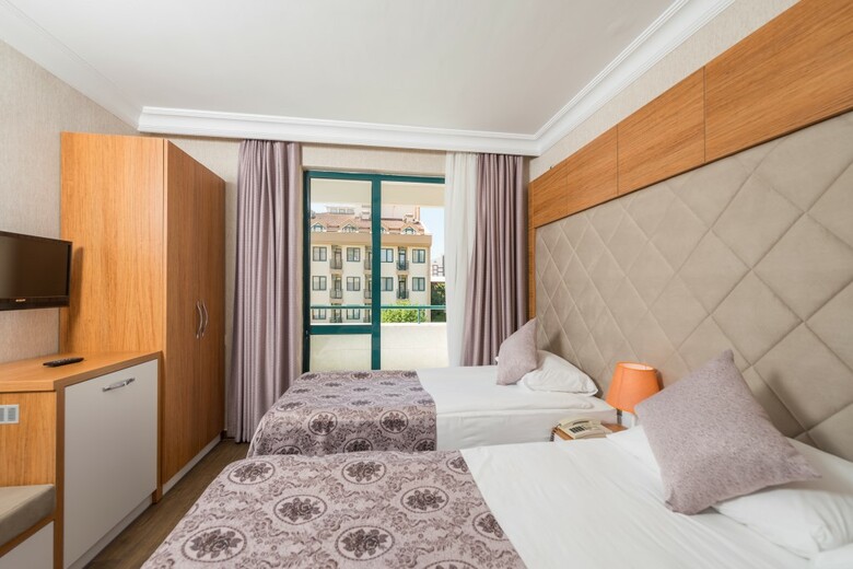Hotel Grand Seker