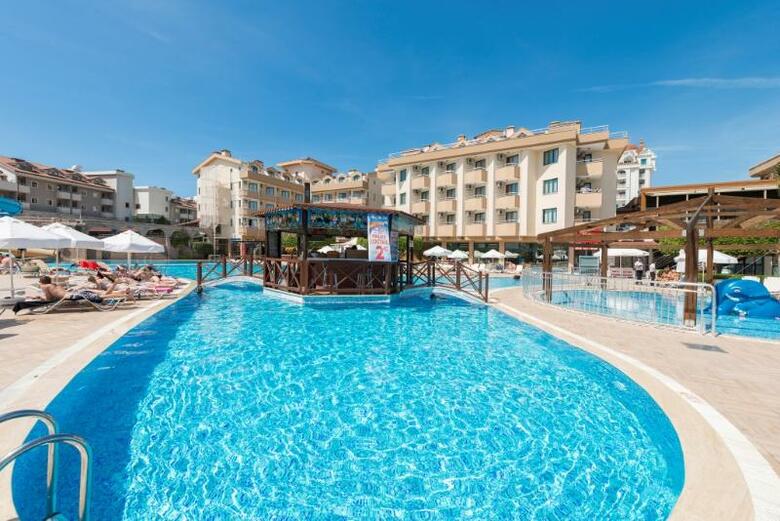 Hotel Grand Seker