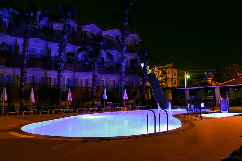 Semoris Hotel