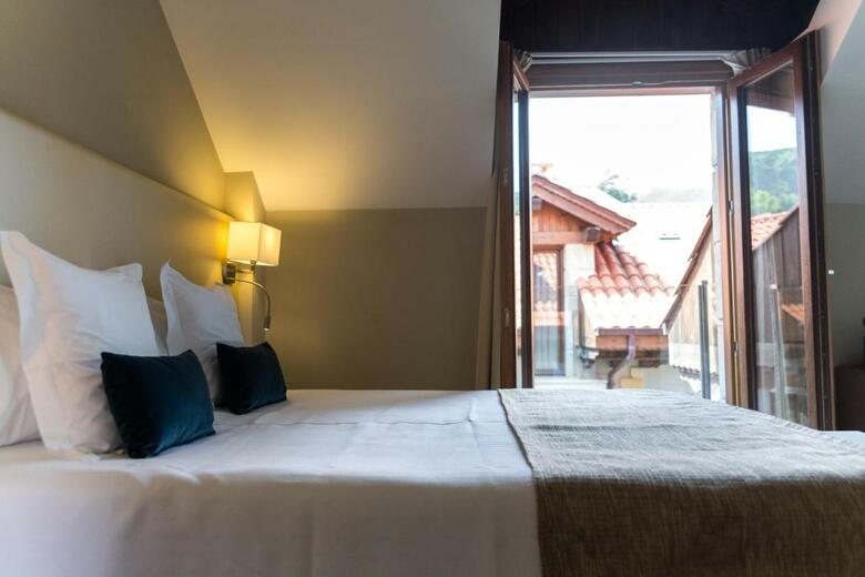 Hotel Tinas De Pechon