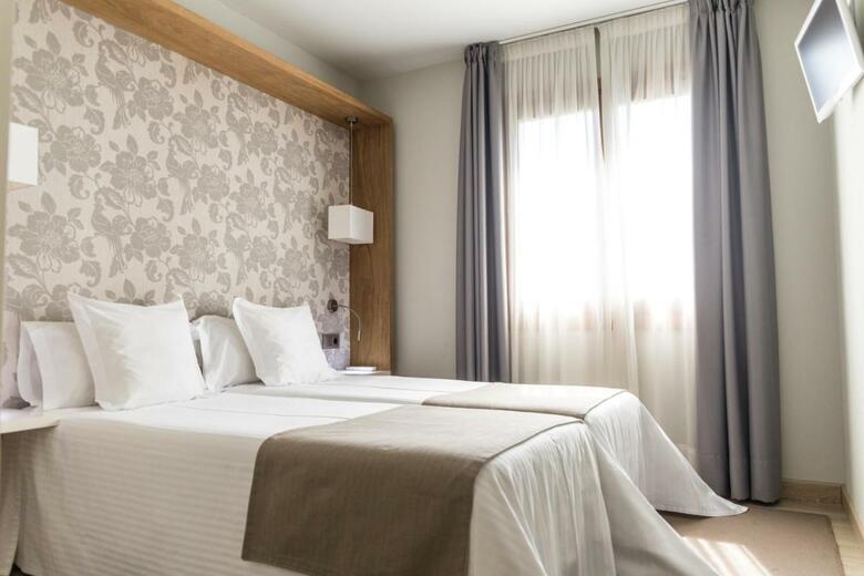 Hotel Tinas De Pechon