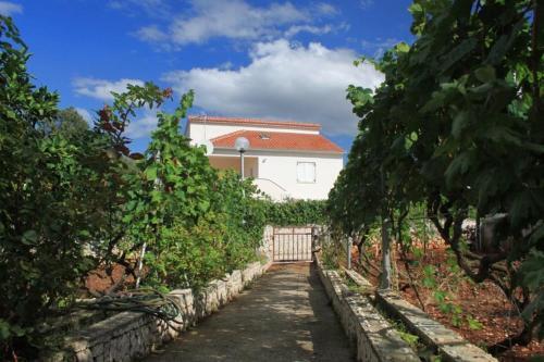 Apartment Razanj 8360d