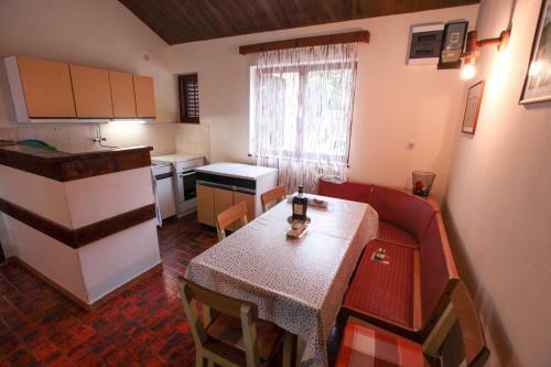 Apartments Rumena