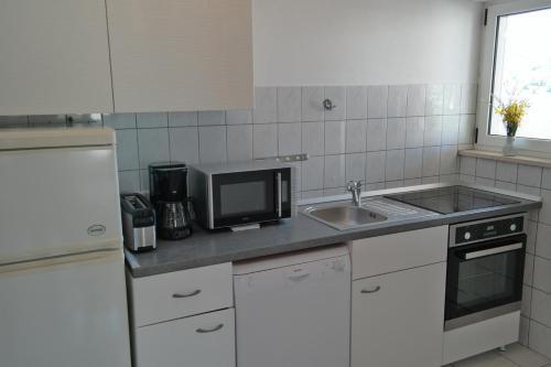 Apartment Razanj 12280c