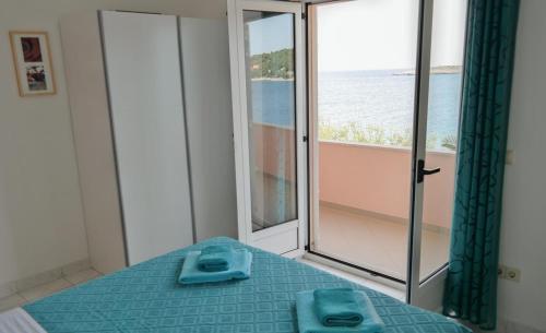 Apartment Razanj 12280c