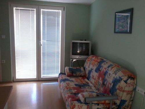 Apartment Razanj 12733b