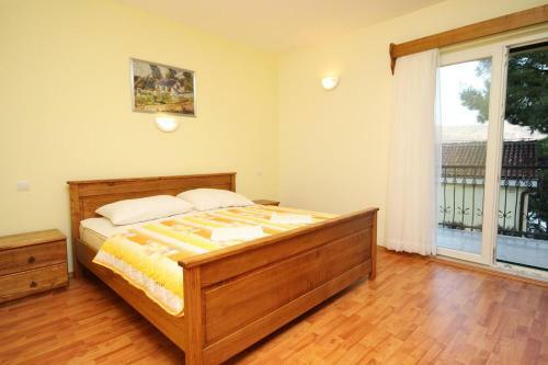 Apartment Rogoznica 3262b