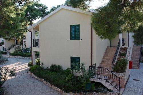 Apartment Rogoznica 3197b