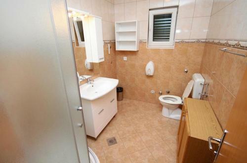Apartment Rogoznica 3198c