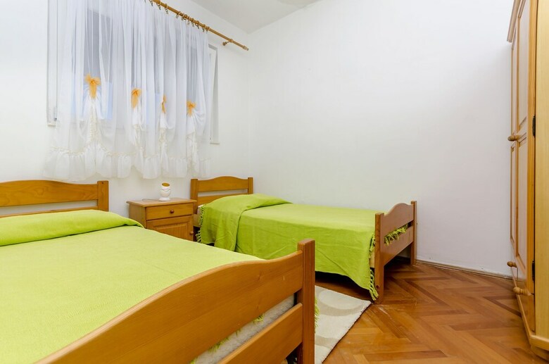 Apartments Josip