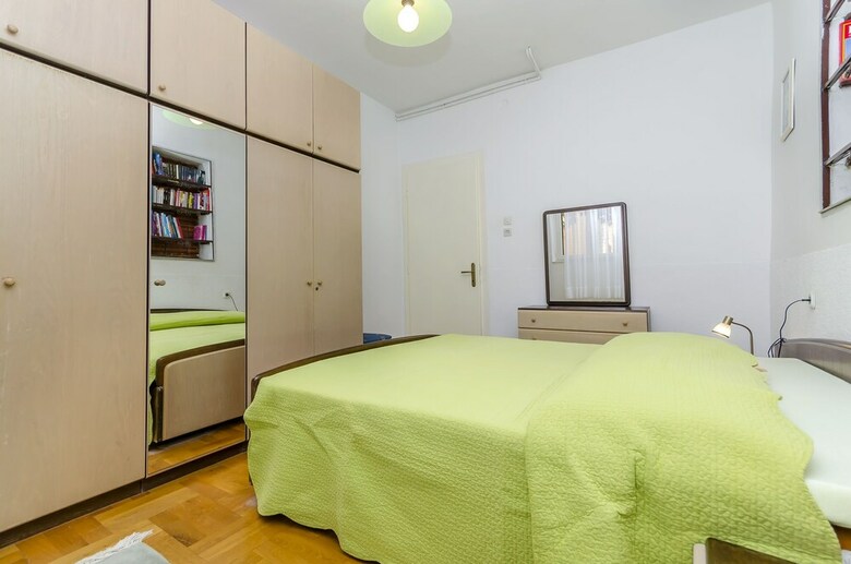 Apartments Josip