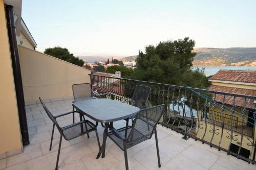 Apartment Rogoznica 3262d