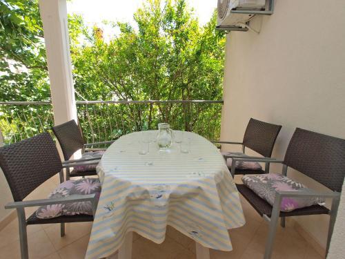 Apartments Romano 1099