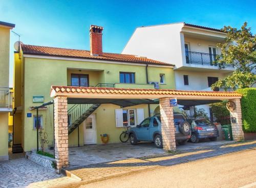 Apartments Ljubica 141