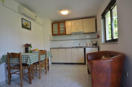 Hostal Koreni Apartments