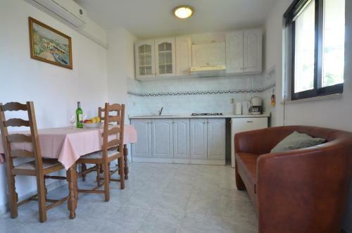 Hostal Koreni Apartments
