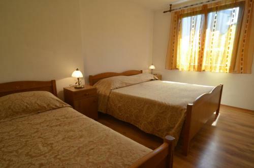 Hostal Koreni Apartments