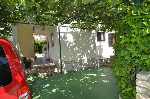 Hostal Koreni Apartments