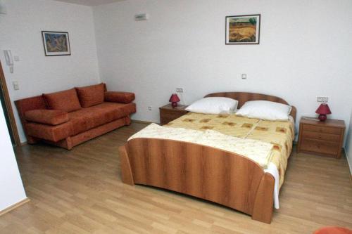 Hostal Rooms With A Parking Space Rovinj - 3010