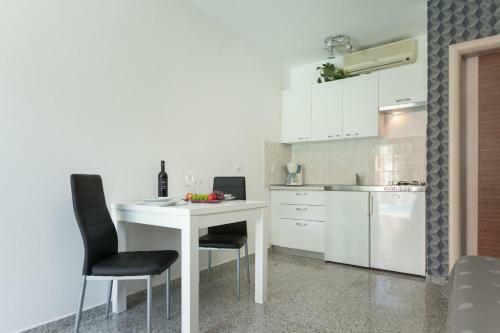 Apartments Paradise