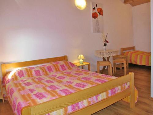 Holiday Home Laiki (roj208)
