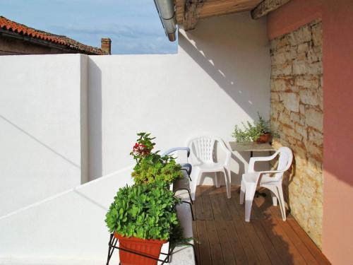 Holiday Home Laiki (roj208)