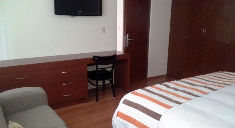 Hotel Suites Taine