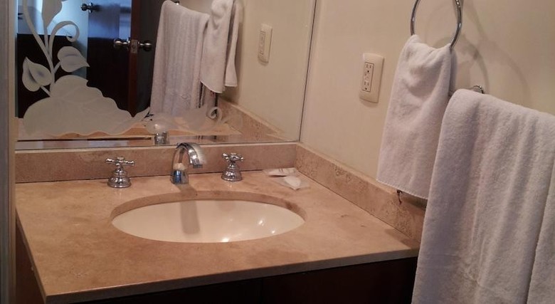 Hotel Suites Taine