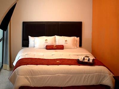 Hotel The Lit 13