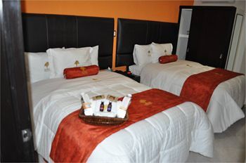 Hotel The Lit 13