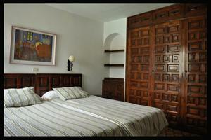 Apartamentos El Chaparral
