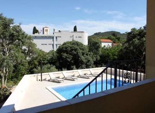 Apartments With A Parking Space Sali (dugi Otok) - 8083