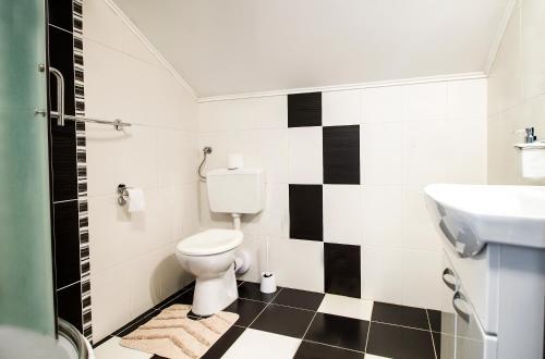 Hostal Guesthouse Pavlin
