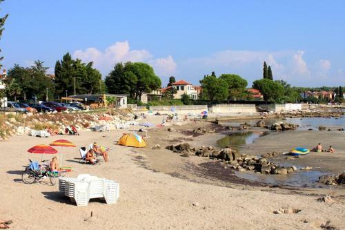 Apartment Zambratija 14557a