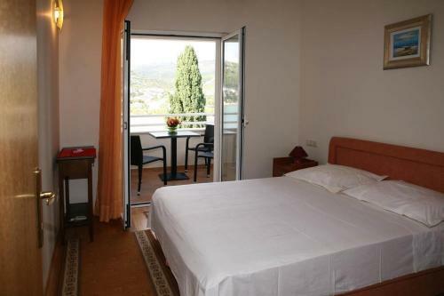 Apartment Seget Vranjica 13771b