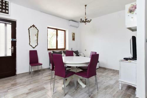 Villa Reminiscence