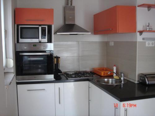 Apartment In Selce 5879