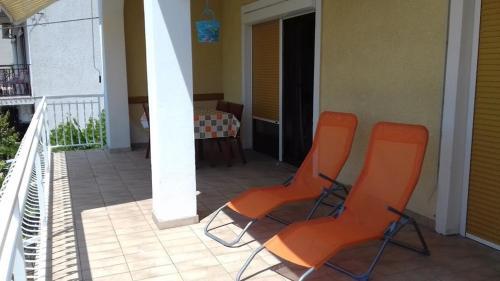 Apartment In Selce 5879