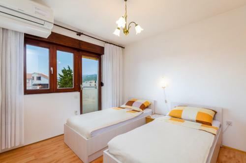 Hostal Apartments Sun?ica