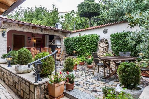 Hostal Ferienhaus Stefi Selce