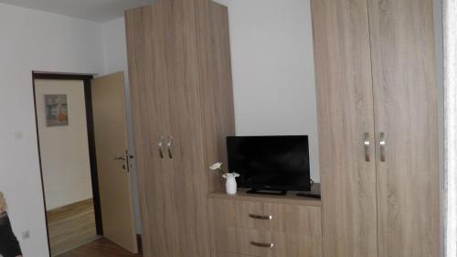 Apartments By The Sea Selce (crikvenica) - 2392