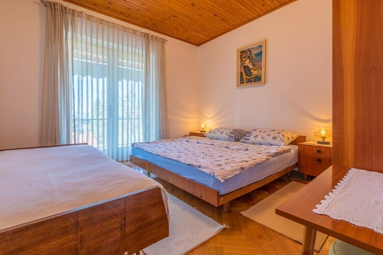 Apartments Hinic