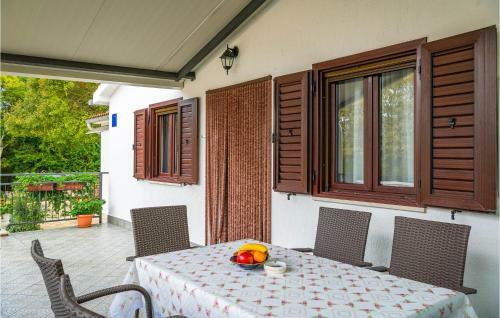 Two-bedroom Apartment In Sv.lovrec