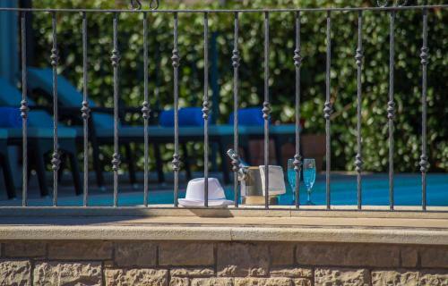 Luxury Villa Sana With Pool And Relaxing Panoramic View