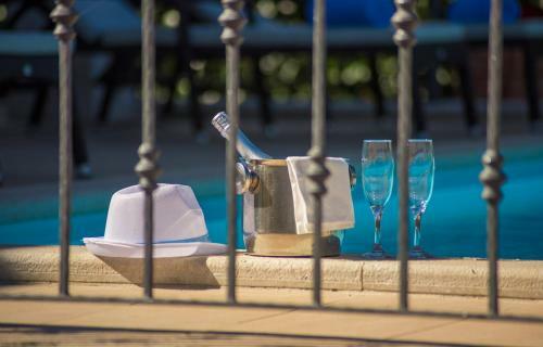 Luxury Villa Sana With Pool And Relaxing Panoramic View