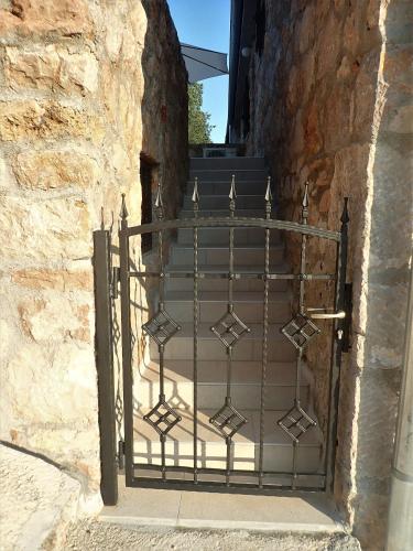 Mareta - Apartment In A Stone House